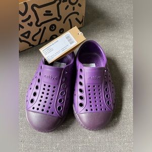 Native Jefferson Bloom purple size 5